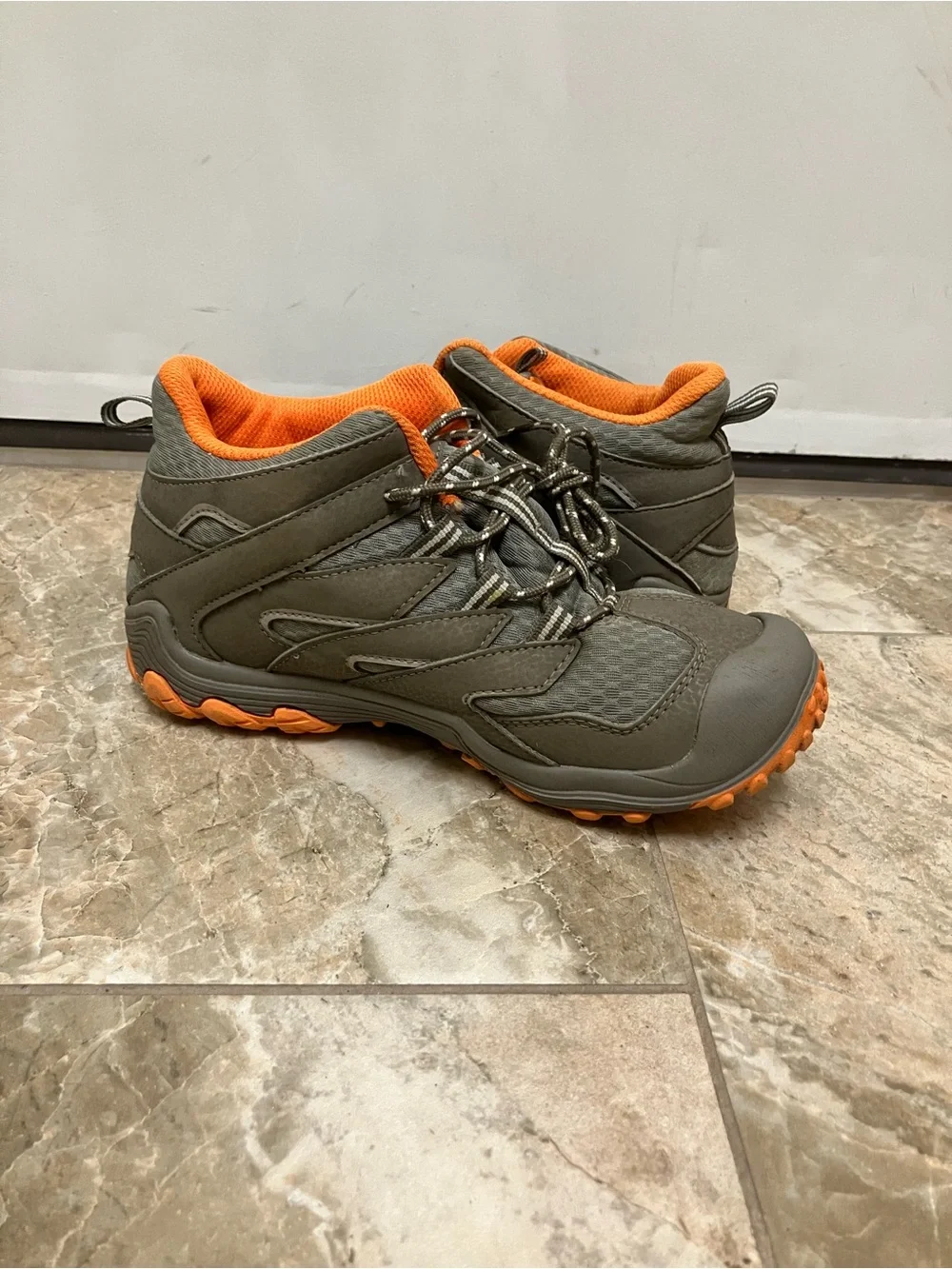 Merrell Chameleon 7 Access Mid Waterproof Hiking Boots Mens Size 5